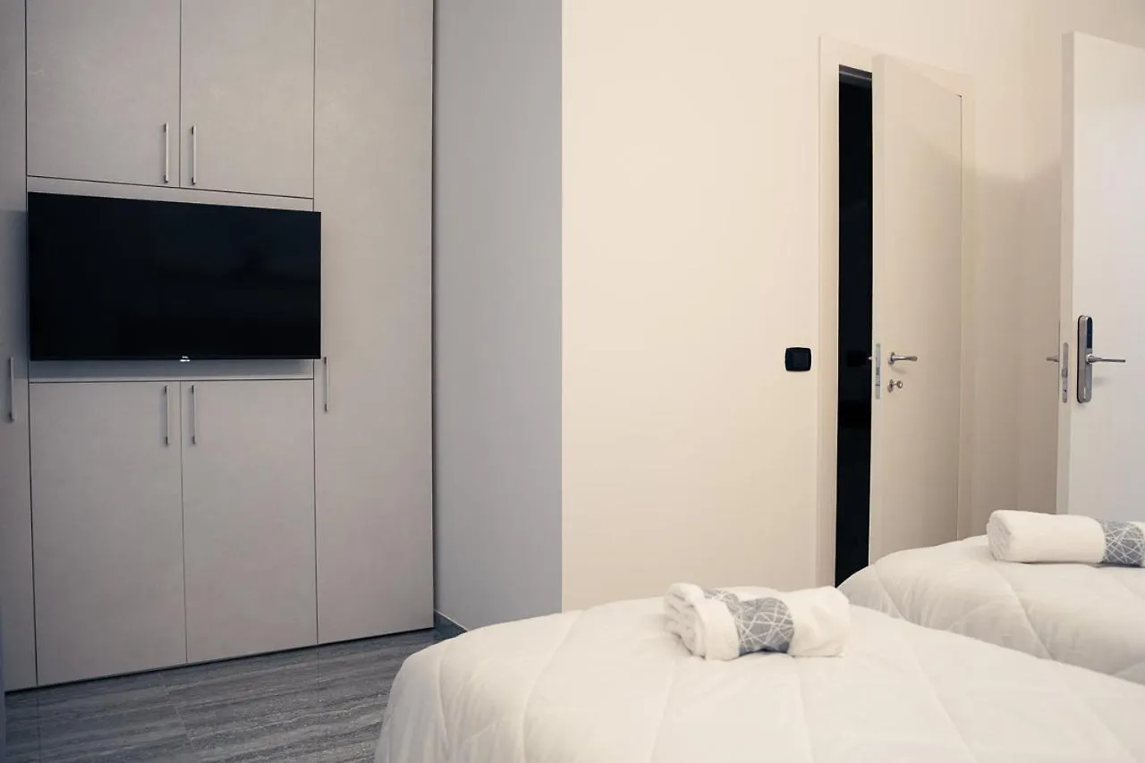 House 21 Residence Room Collecchio 0*,  Italy