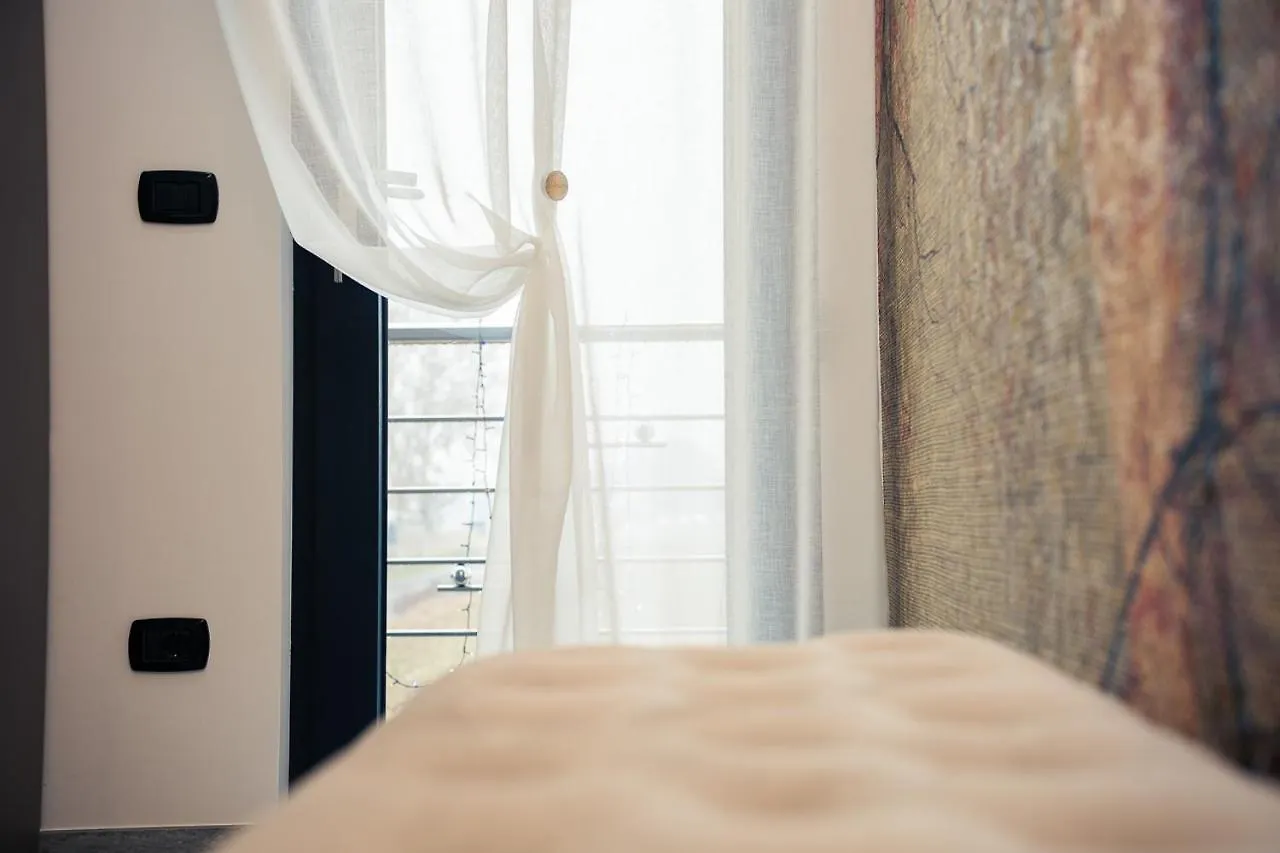House 21 Residence Room Collecchio 0*,  Italy